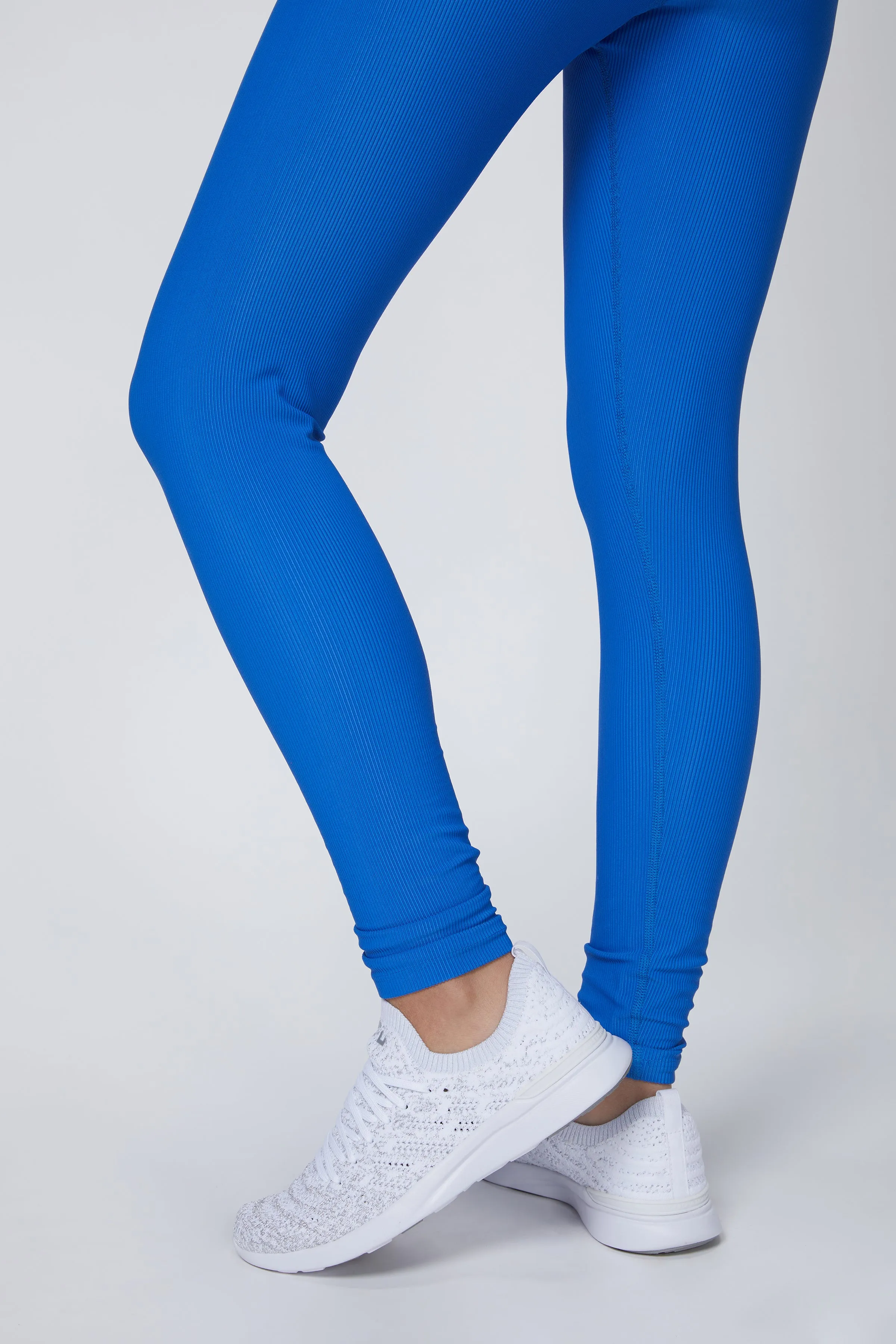 AYLA HIGH-RISE LEGGING