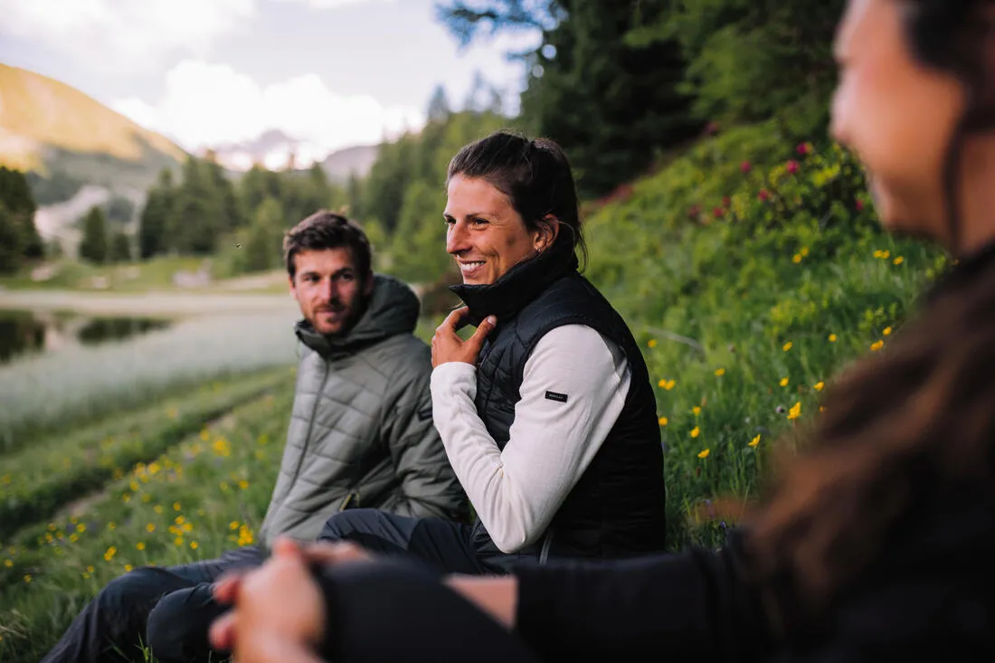 Doudoune sans manches synthétique de trek montagne - MT100 - Femme