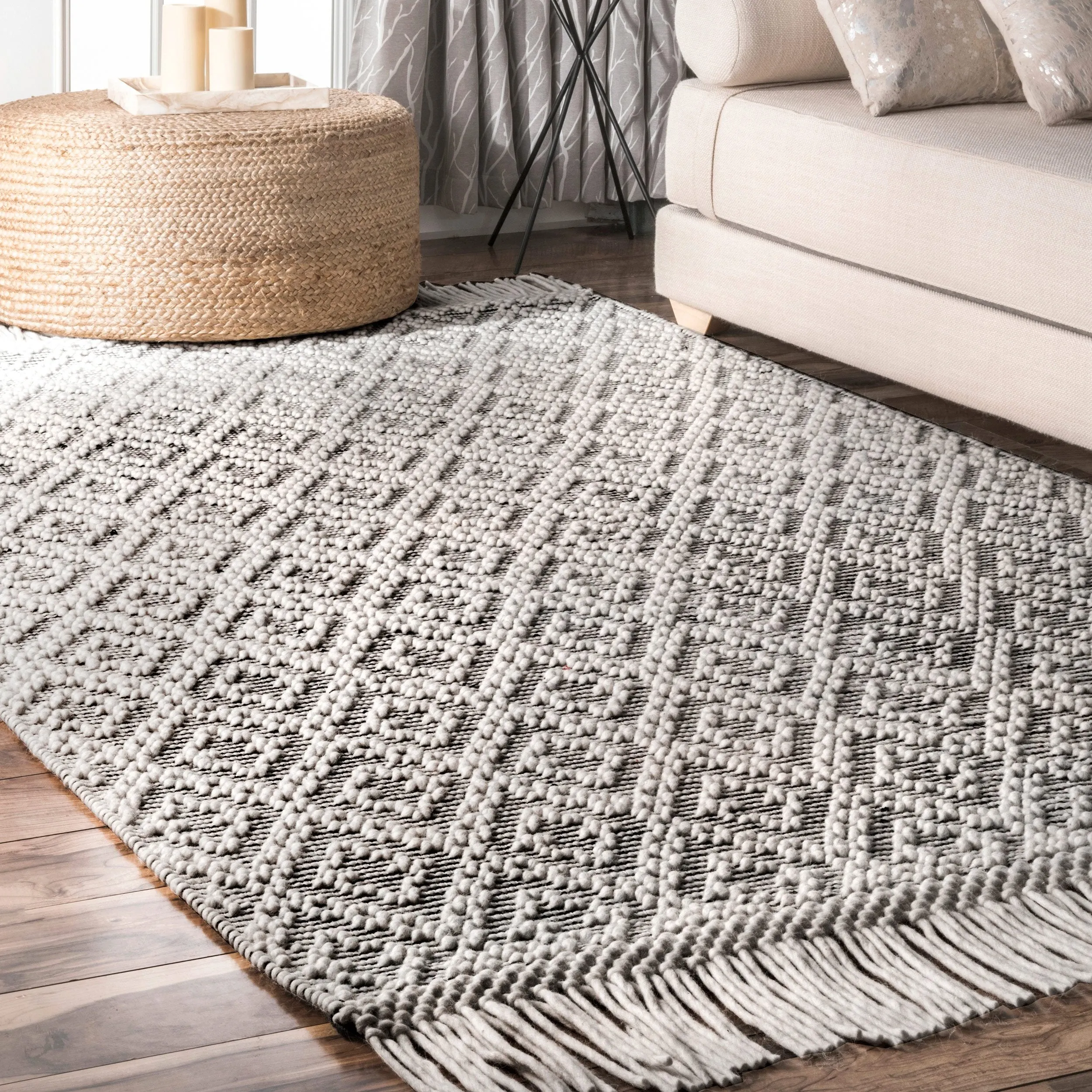 HAND WOVEN DARLEN TASSEL