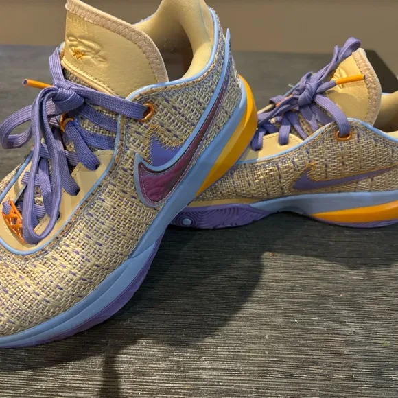 Lebron 20 Summer Vibes