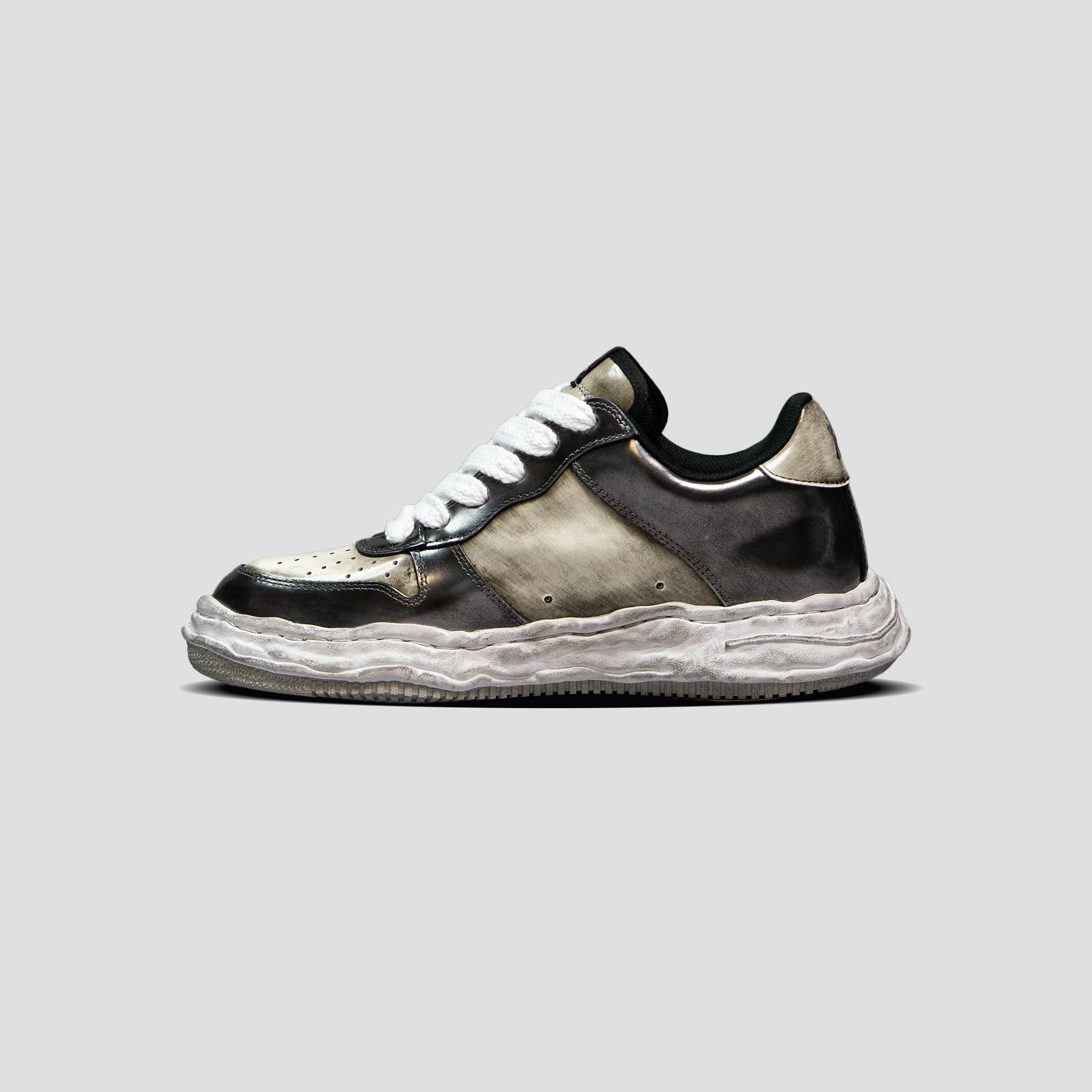 MANNAHATTA NYC x MAISON MIHARA YASUHIRO - WAYNE OG SOLE PATTERN LEATHER SNEAKER
