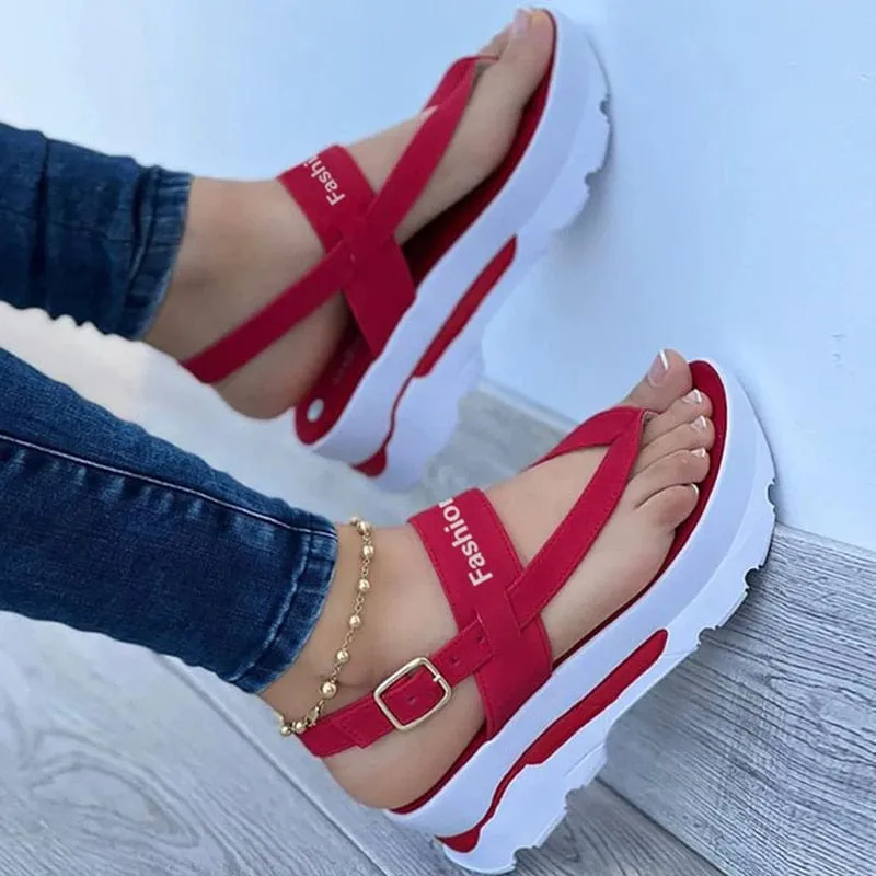 "Airflow" Platform Sandals - The Perfect Combination of Style and Functionality for Summer Days!