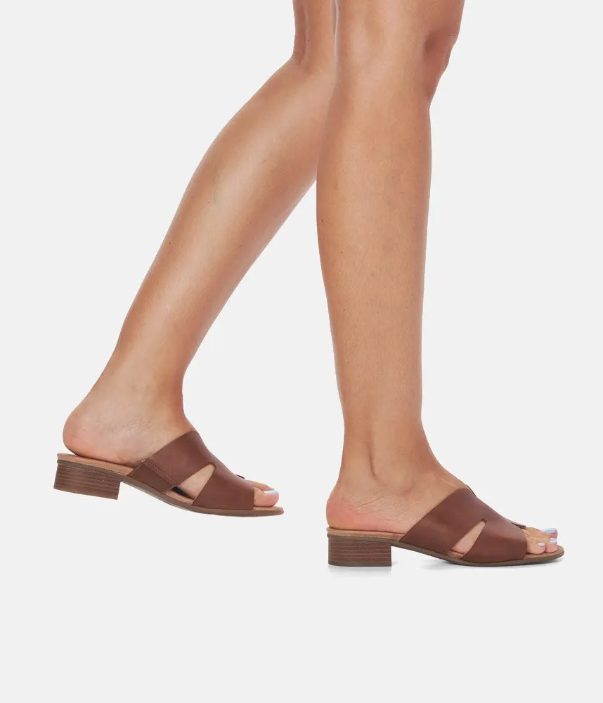 Remonte Stylish Brown Slip On Sandal