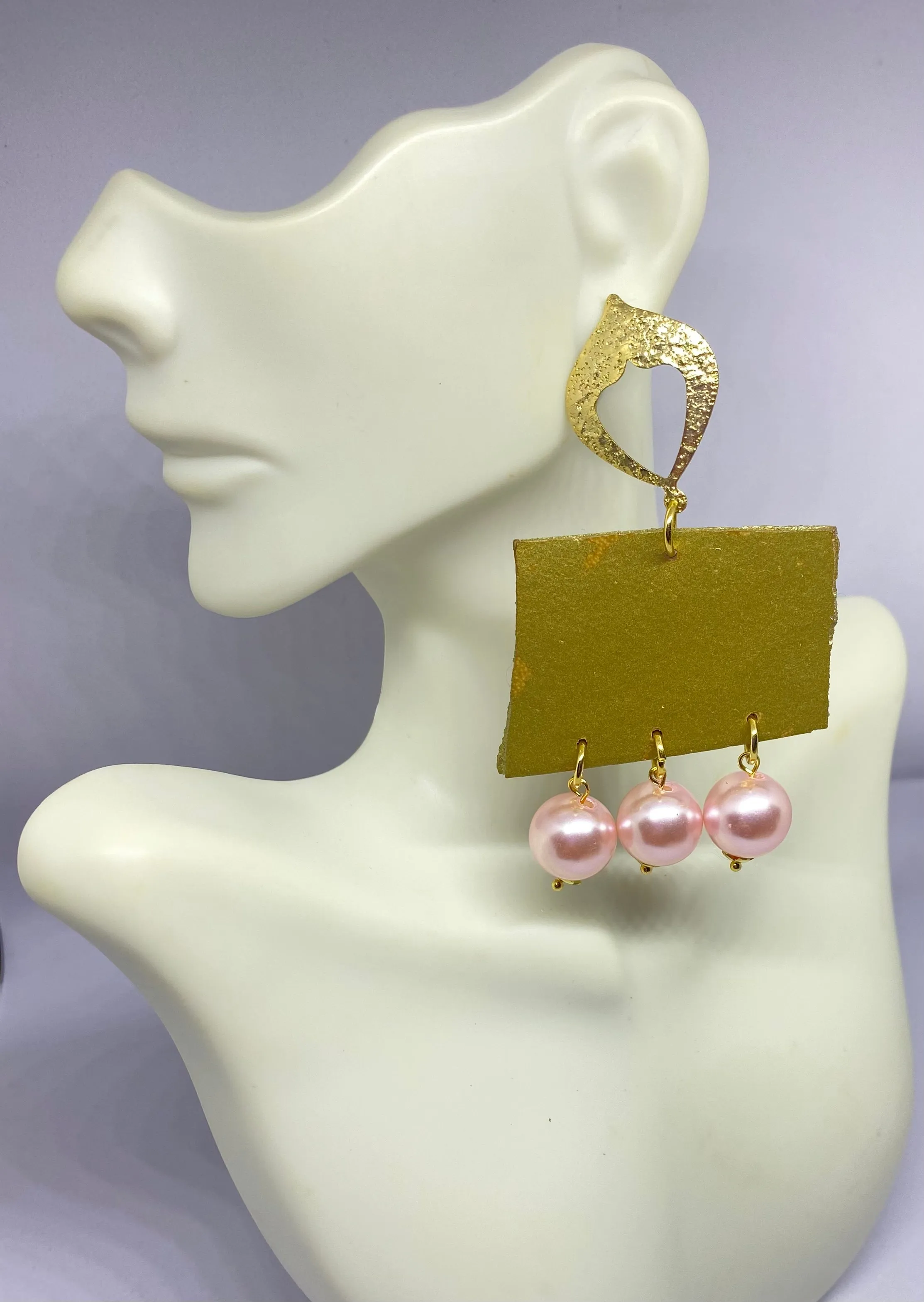 Romance Culture Earrings