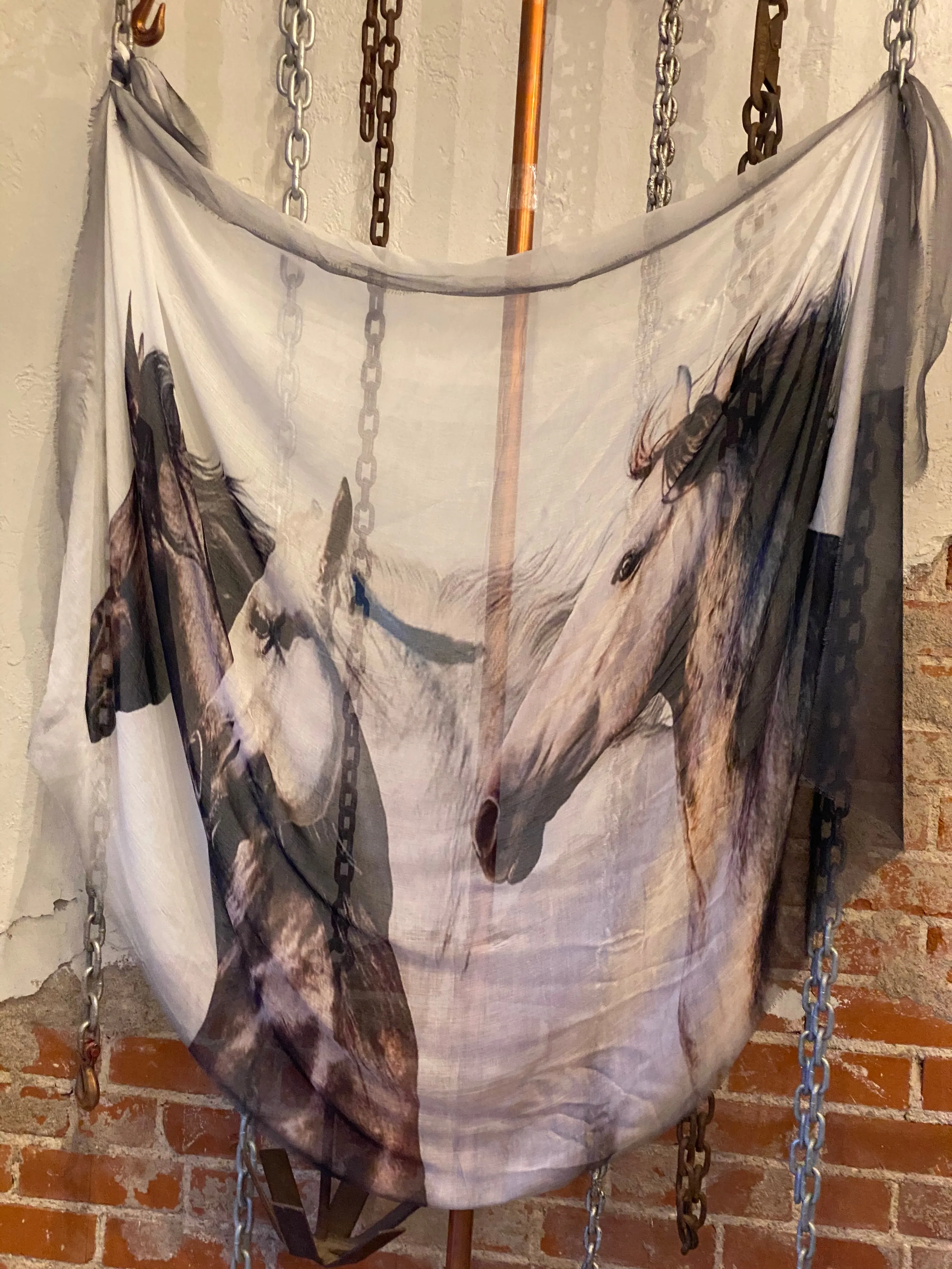 Running Horse tissue scarf