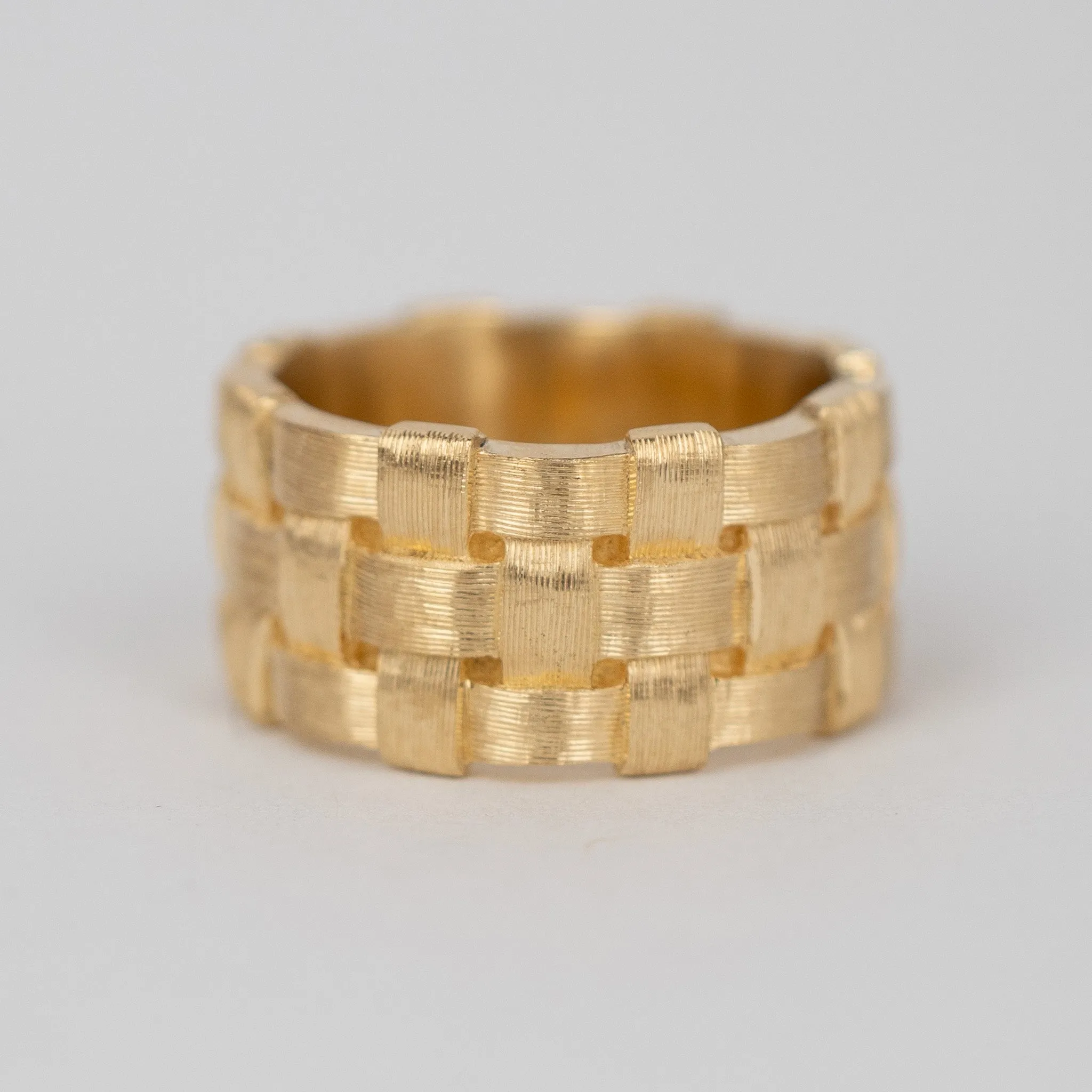 Selvage Band
