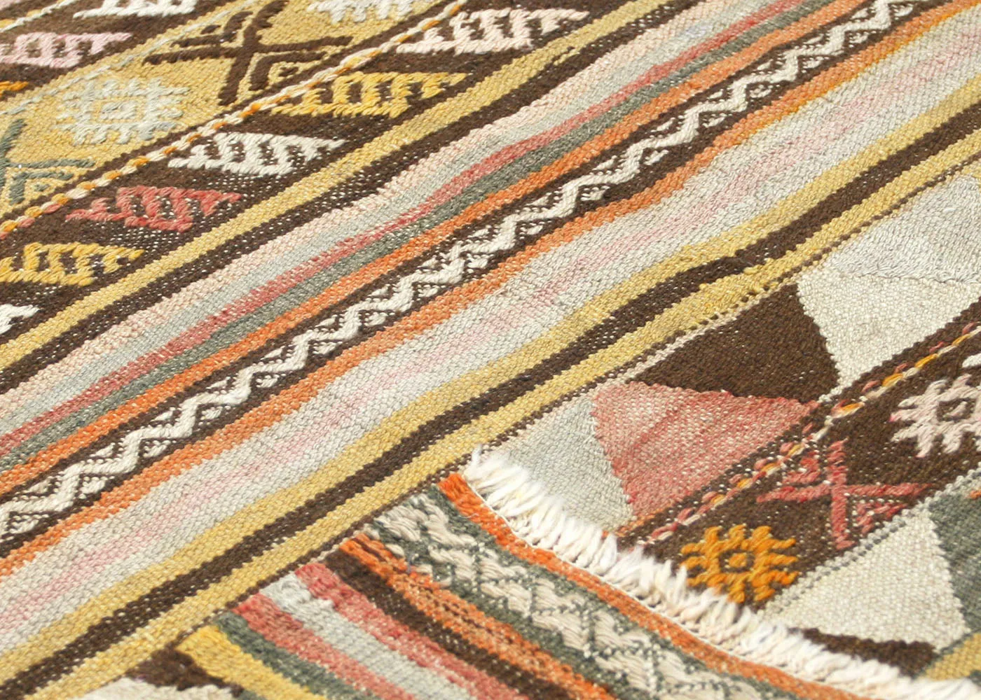 Vintage Turkish Kilim - 3'11" x 5'4"
